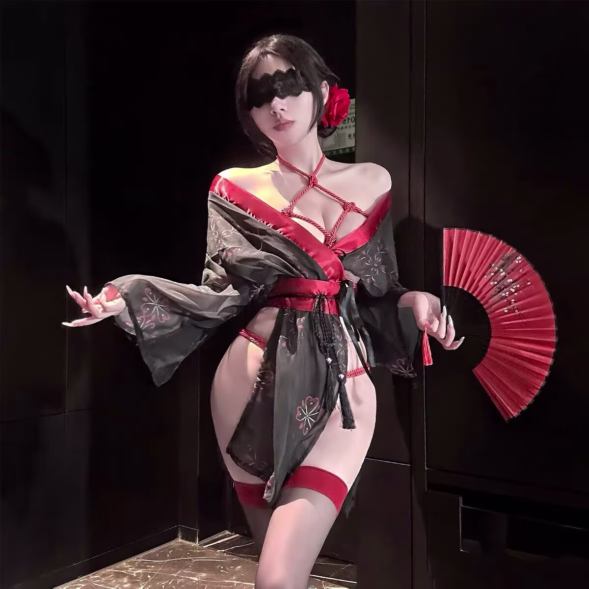 Sheer robe with a regal, palatial style - 图片 2
